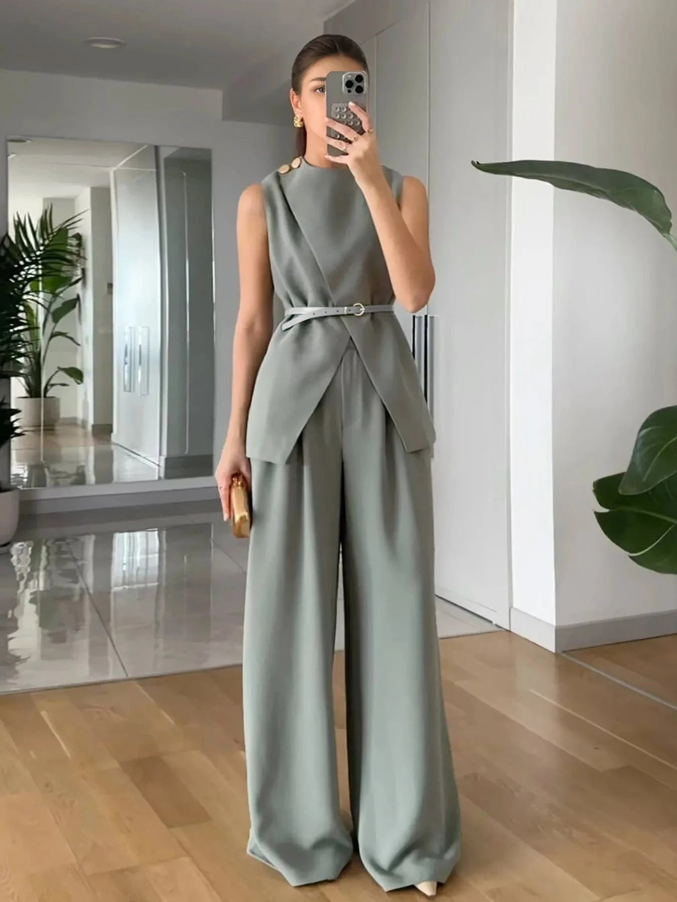 Sleeveless Top and Pants Set - ShalayeFashion