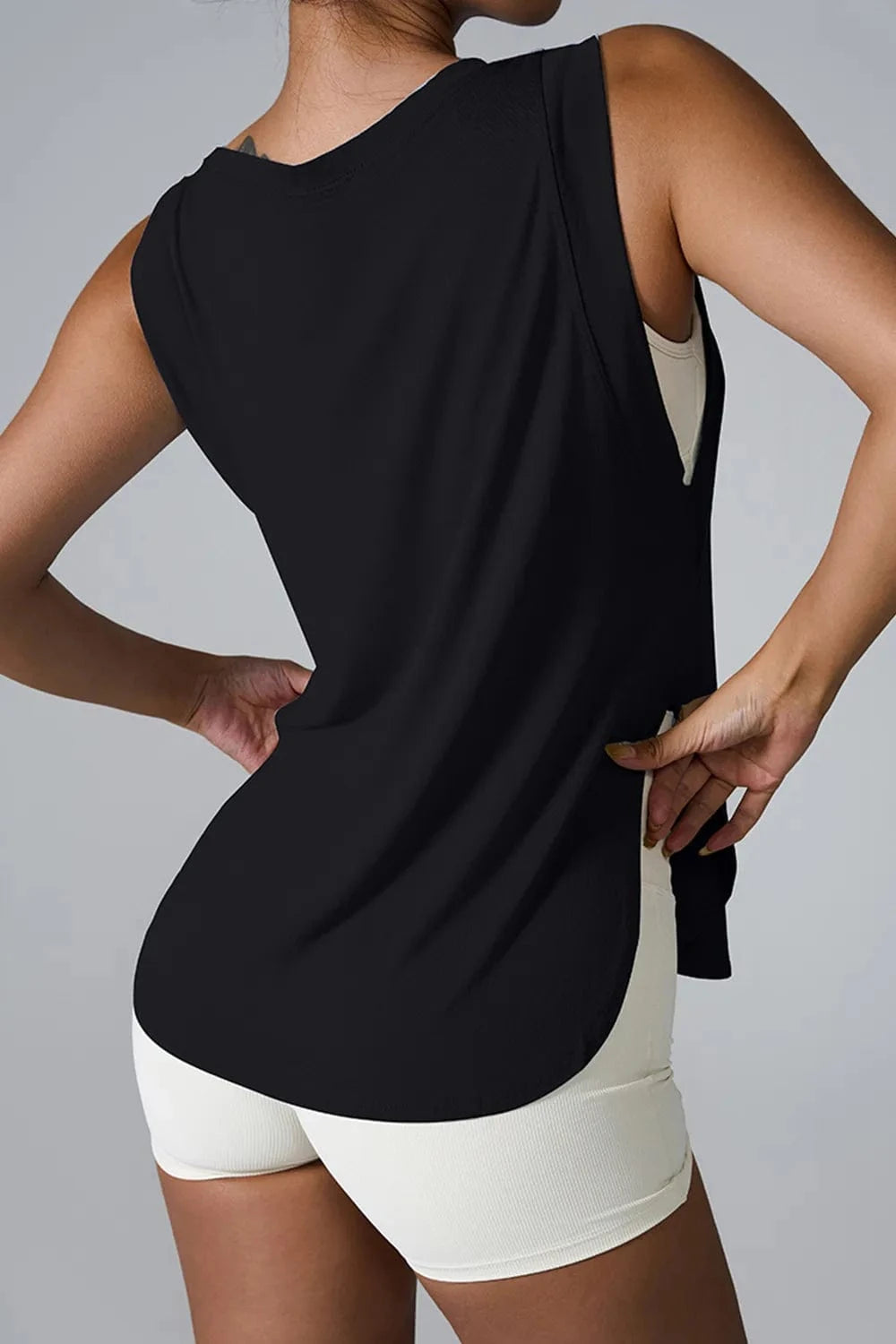 Slit Round Neck Active Tank - ShalayeFashion