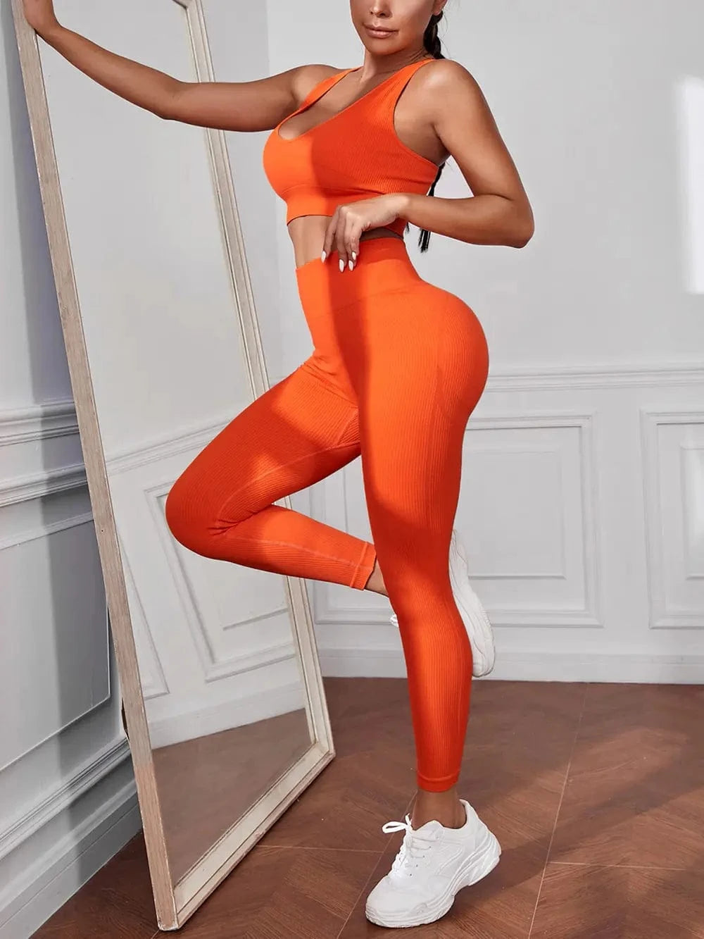 Sport Tank and Leggings Set - ShalayeFashion