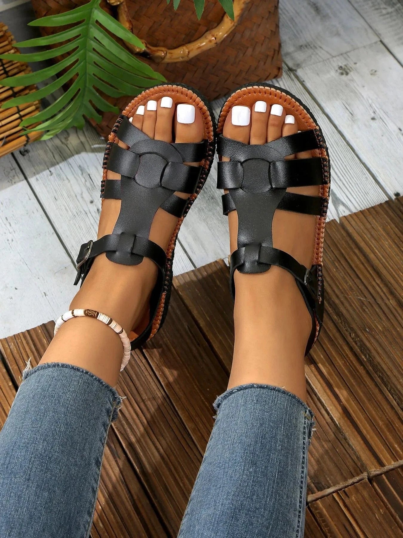 Strappy Flat Sandals - ShalayeFashion