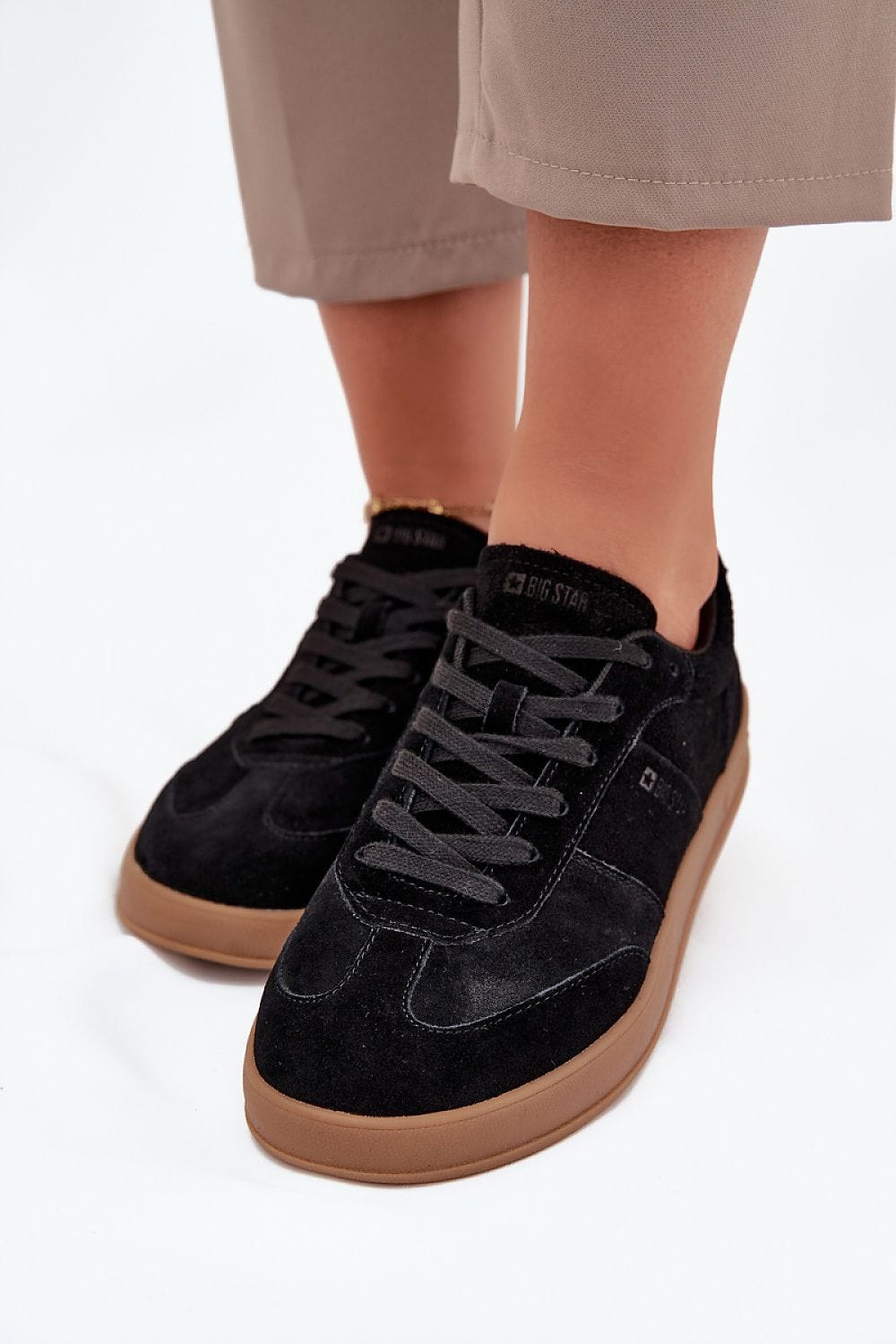 Suede Platform Sneakers Rounded Toes - ShalayeFashion