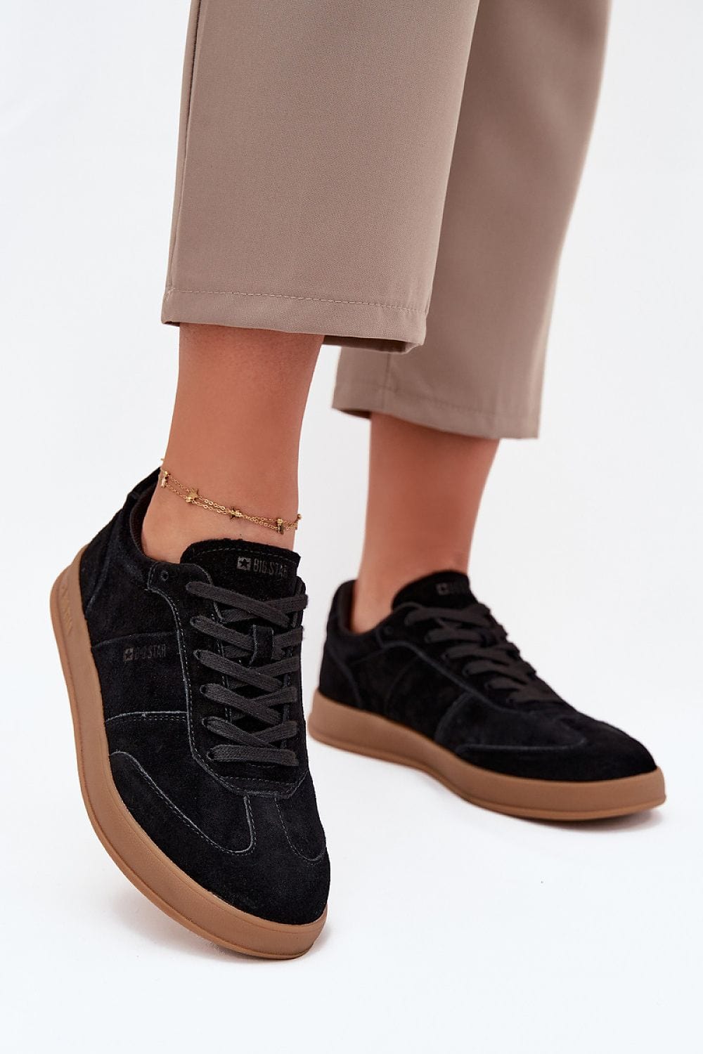 Suede Platform Sneakers Rounded Toes - ShalayeFashion