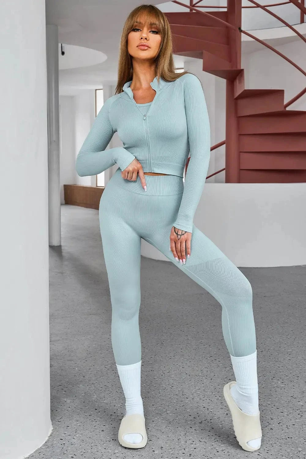 Tank Cropped Active Top and Pants Set - ShalayeFashion