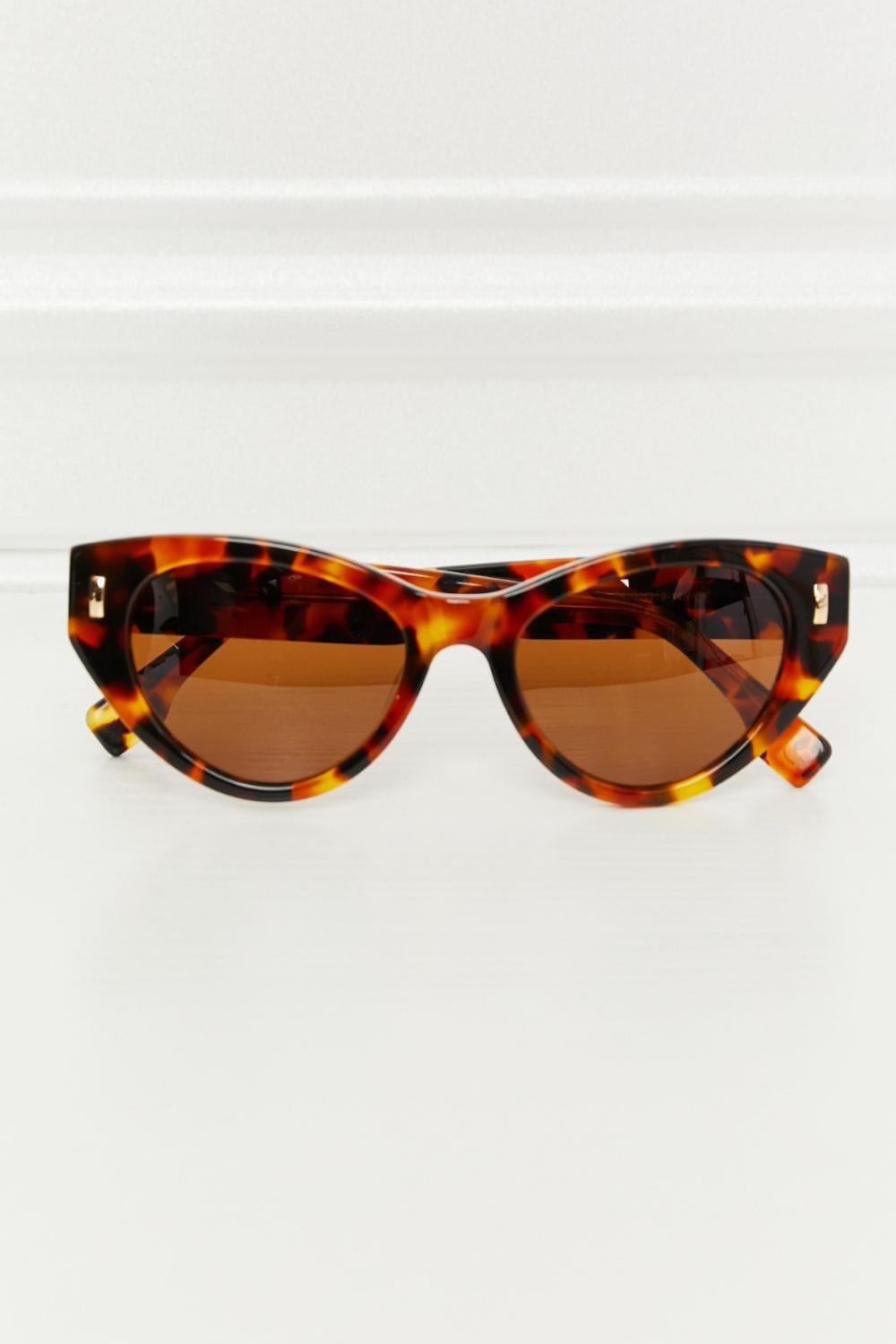 Tortoiseshell Acetate Frame Sunglasses - ShalayeFashion