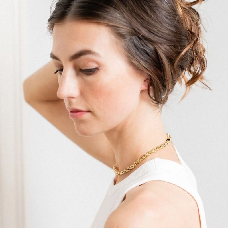 Twisted Chain Choker Necklace - ShalayeFashion
