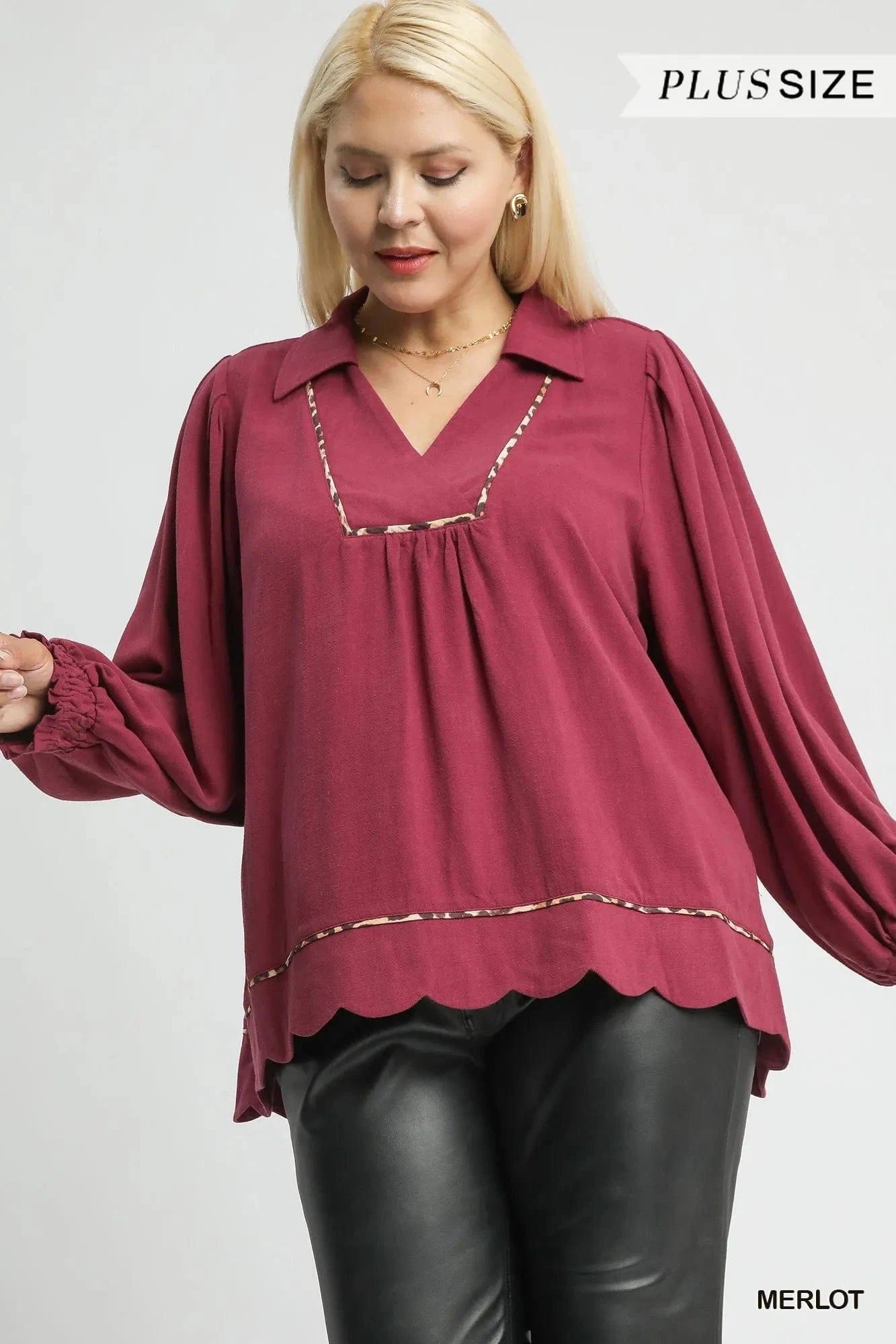 Umgee Full Size Linen Scallop Hem Blouse with Contrast Trim Plus Size - ShalayeFashion