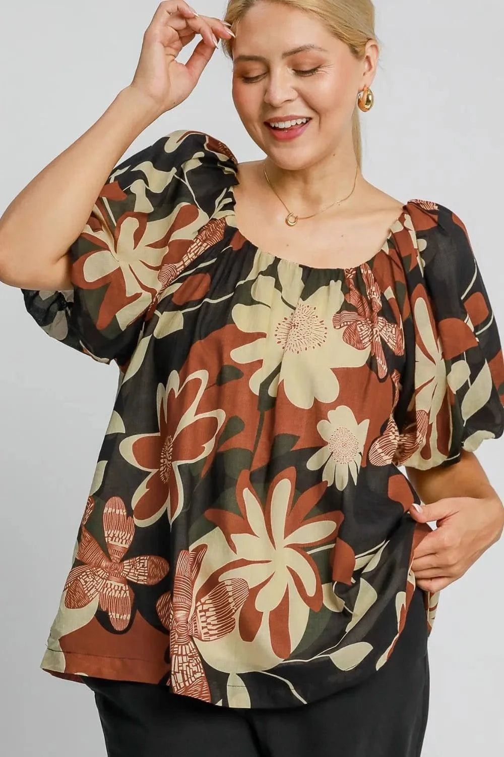 Umgee Full Size Print Round Neck Puff Sleeve Top Plus Size - ShalayeFashion