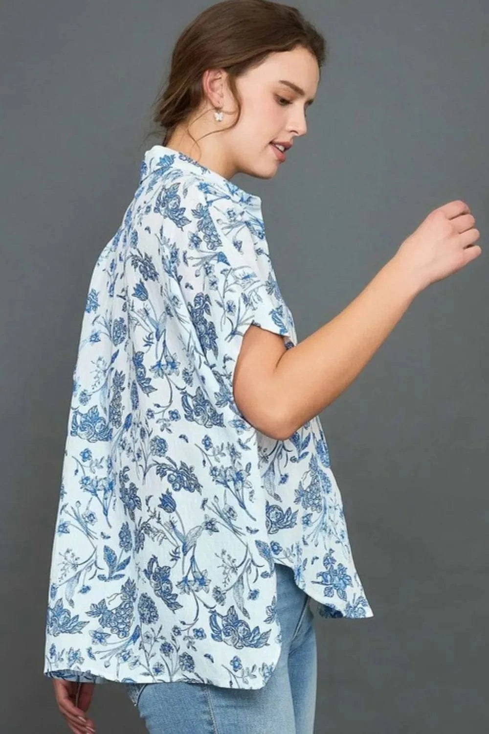 Umgee Full Size Two Tone Floral Print Top Plus Size - ShalayeFashion
