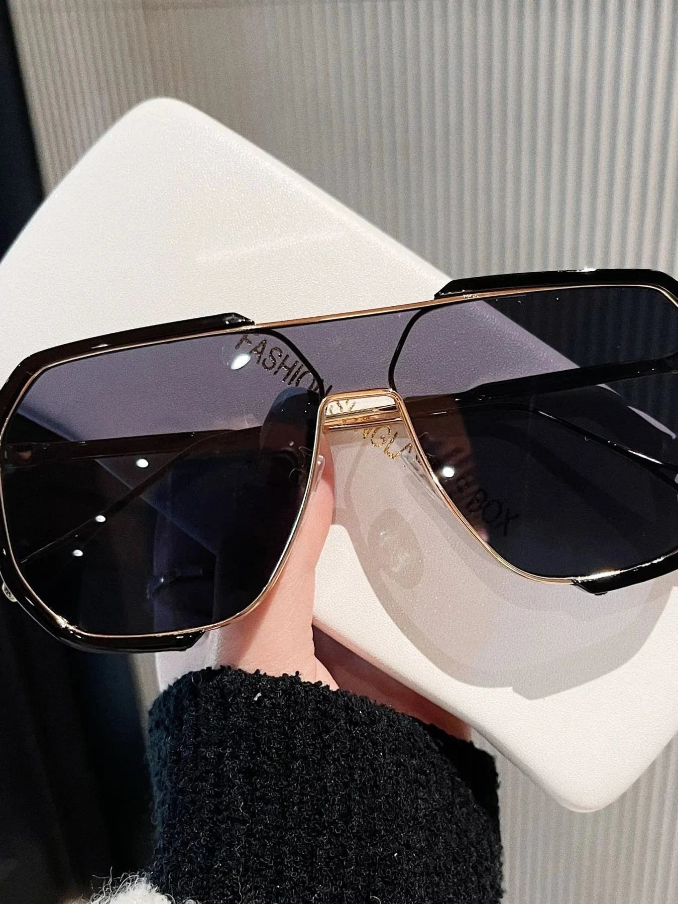 UV Protection Oversized Sunglasses - ShalayeFashion