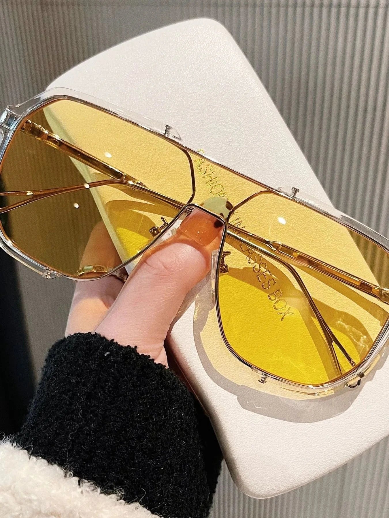 UV Protection Oversized Sunglasses - ShalayeFashion