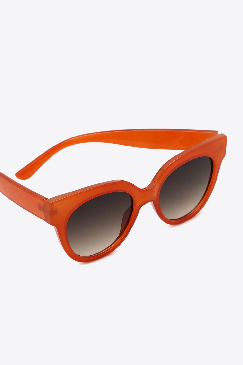 UV400 Polycarbonate Round Sunglasses - ShalayeFashion