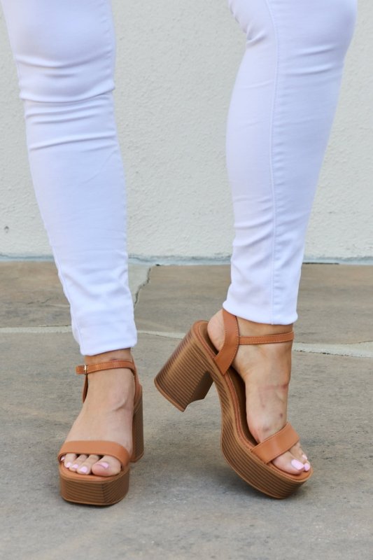Weeboo Feel It Platform Heel Sandals - ShalayeFashion