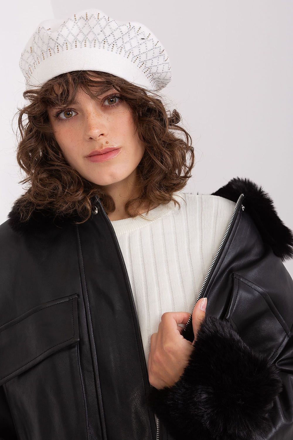 Women Beret Classic Shiny Application - ShalayeFashion