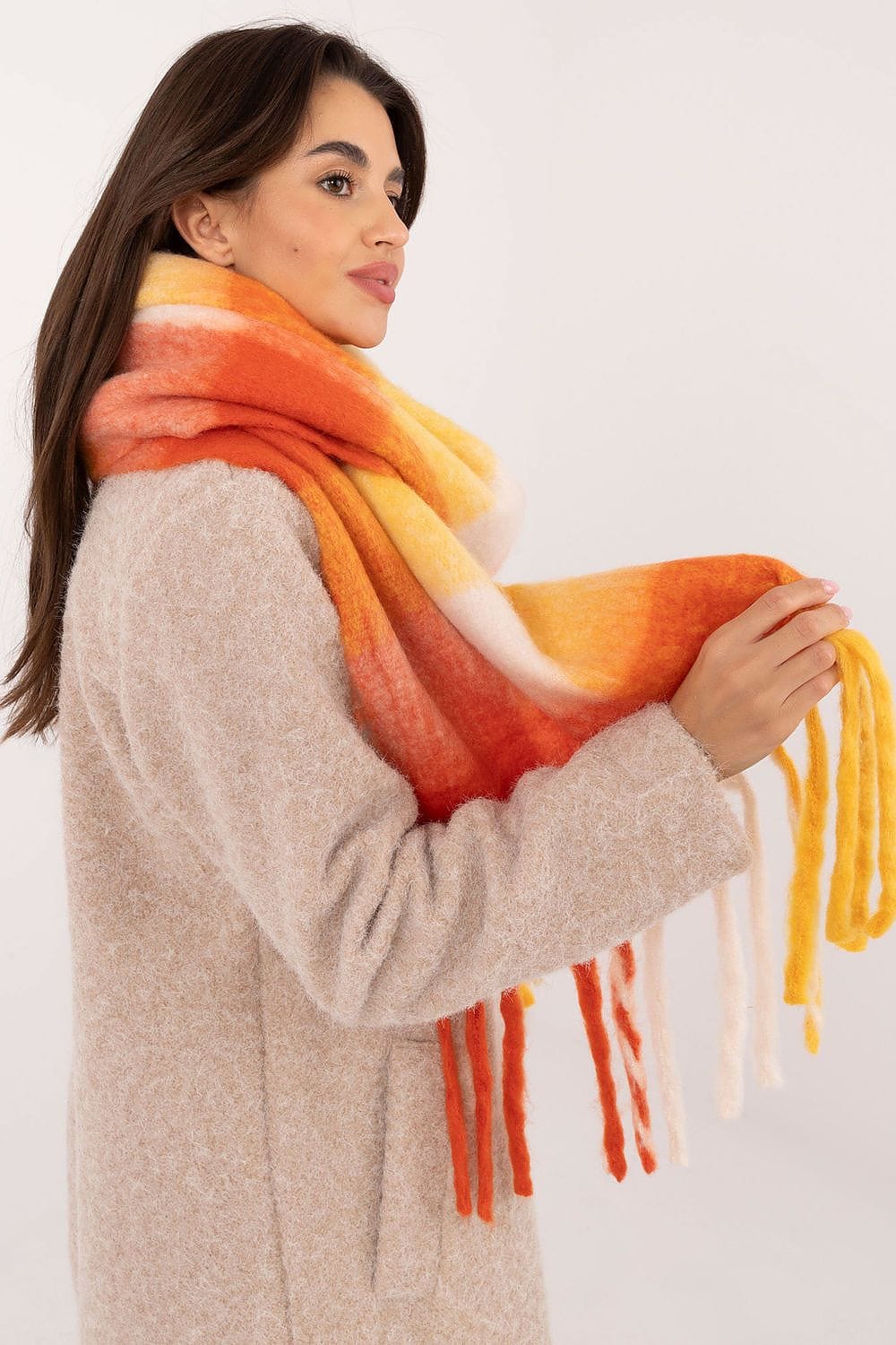 Women Check Pattern Scarf Polyester Tassels - ShalayeFashion