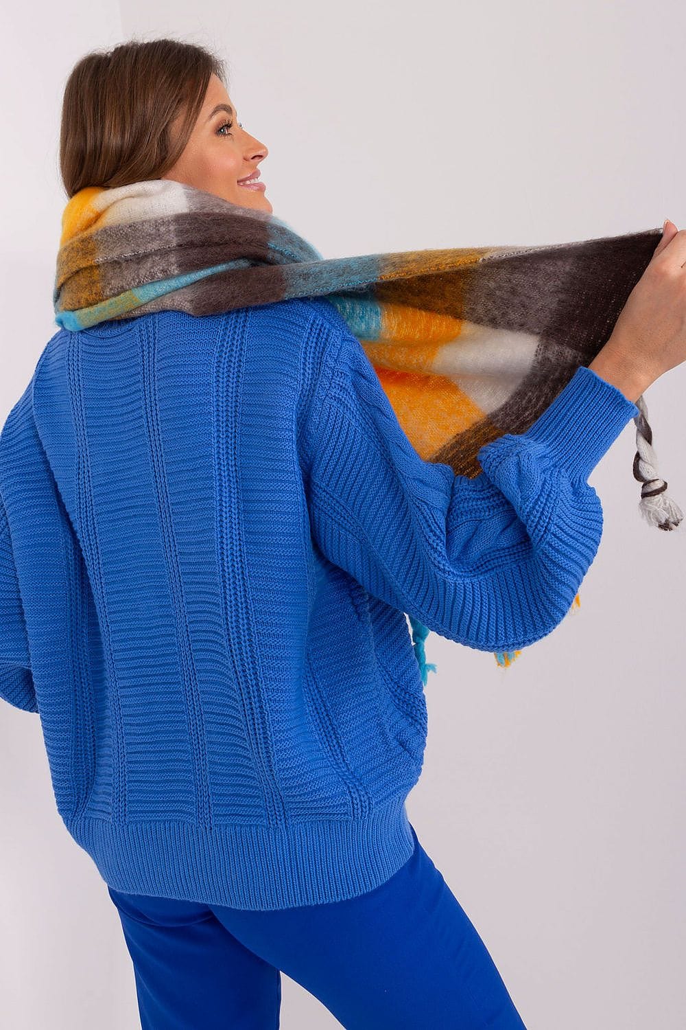 Women Colorful Plaid Scarf Fringe - ShalayeFashion