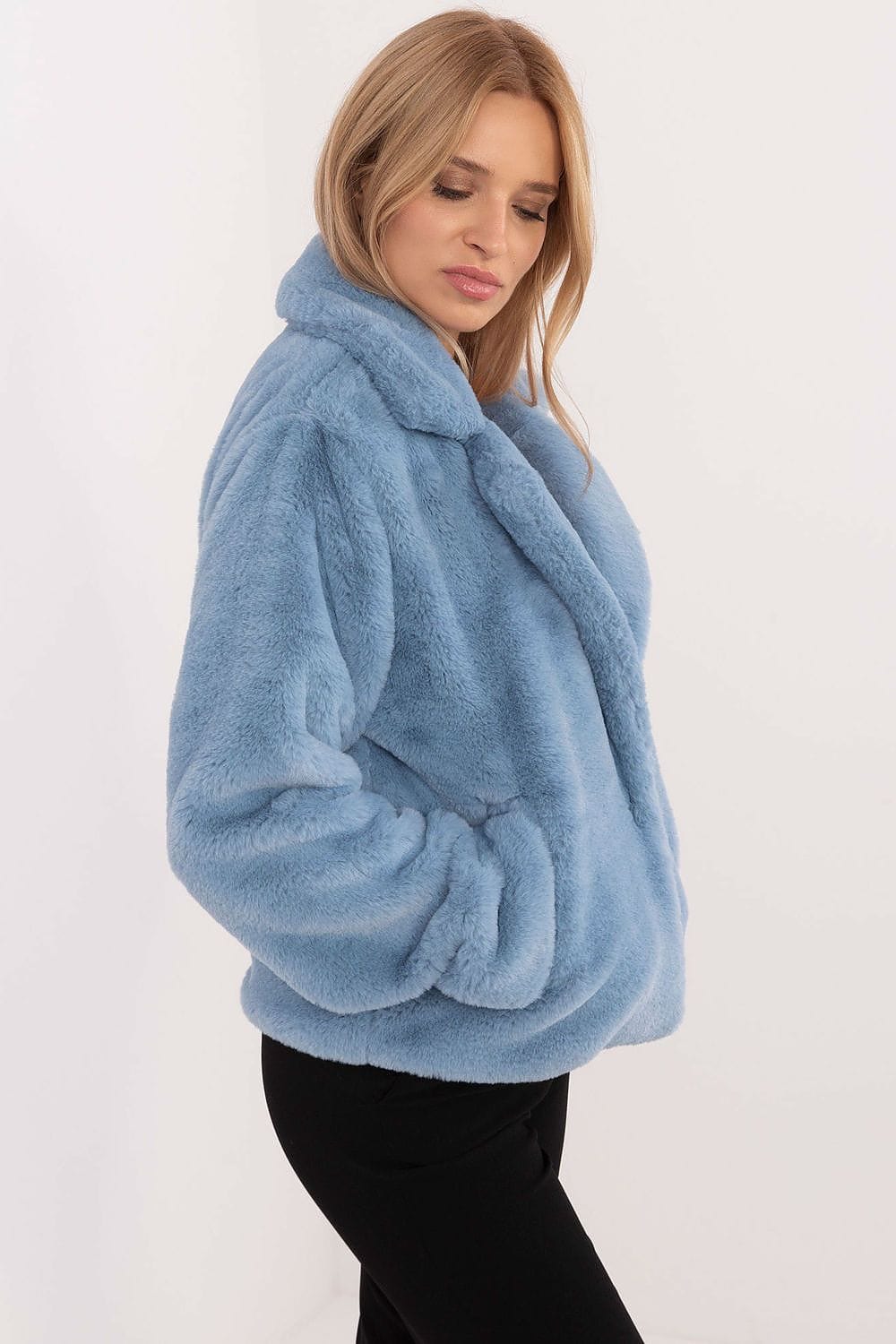 Women Elegant Fur Jacket Viscose Lined Collar - ShalayeFashion