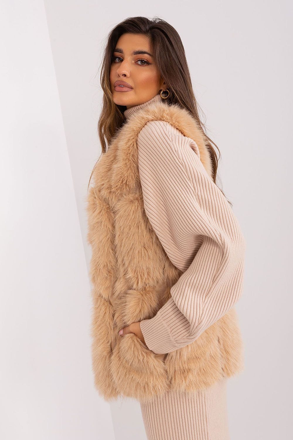 Women Fur Vest Sleeveless Pockets - ShalayeFashion