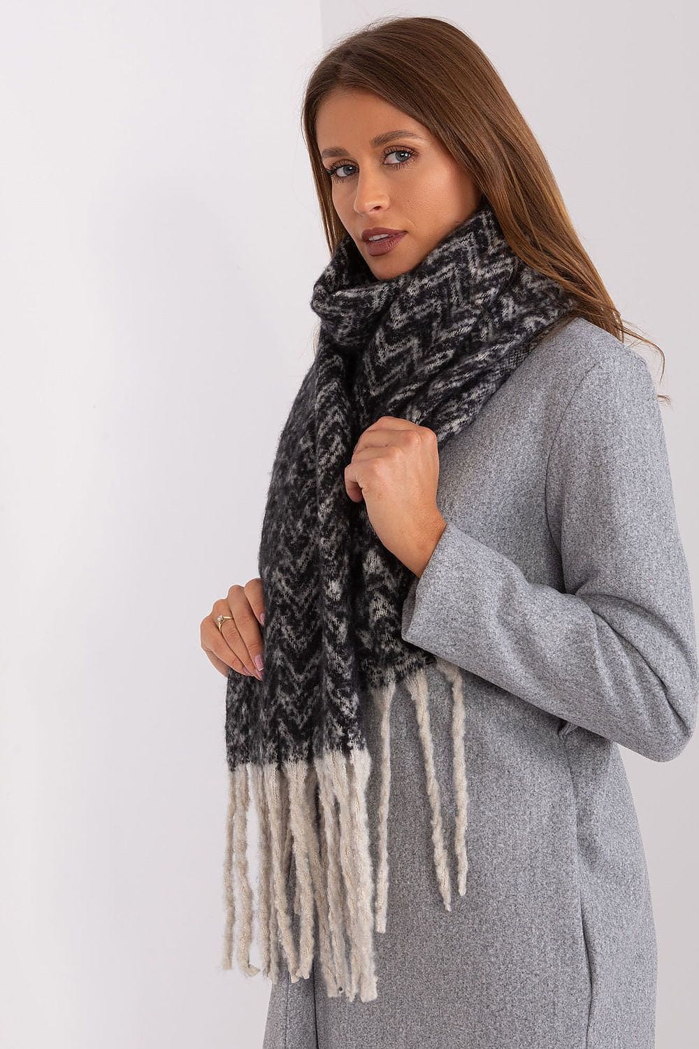 Women Geometric Scarf Tassels Long - ShalayeFashion