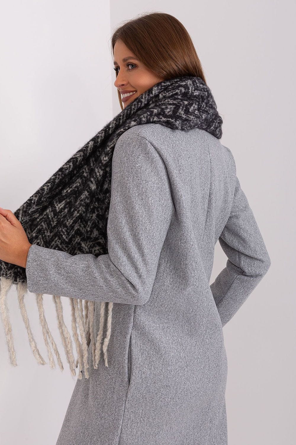 Women Geometric Scarf Tassels Long - ShalayeFashion