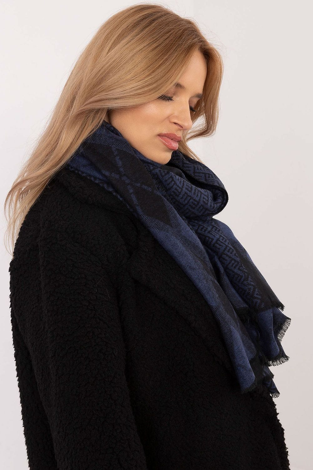 Women Geometric Scarf Viscose Large - ShalayeFashion