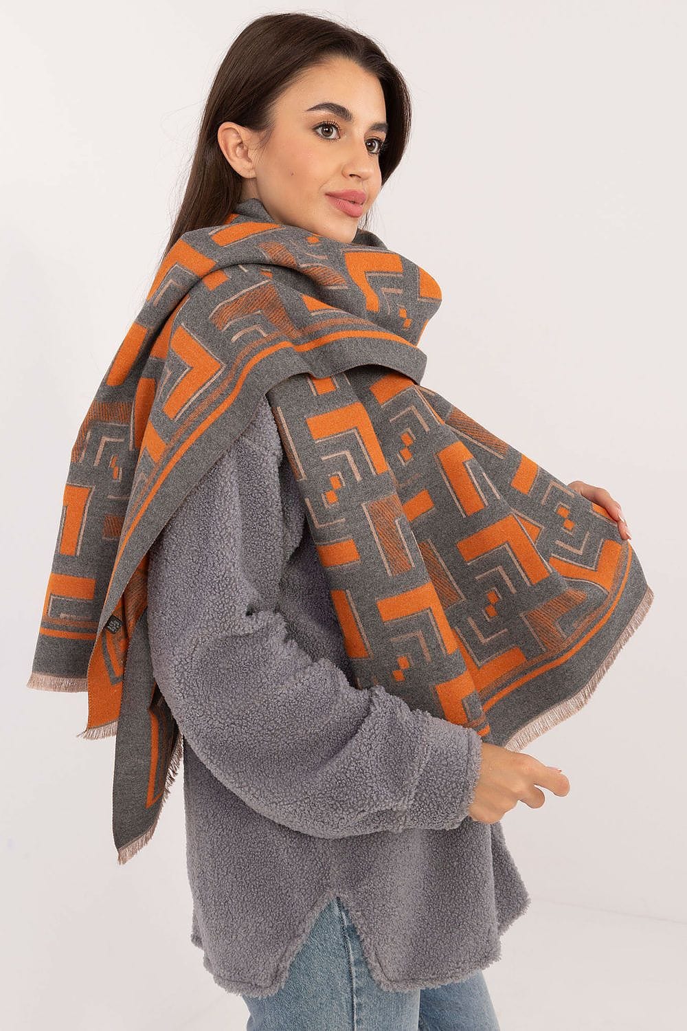Women Geometric Scarf Viscose Tassels - ShalayeFashion