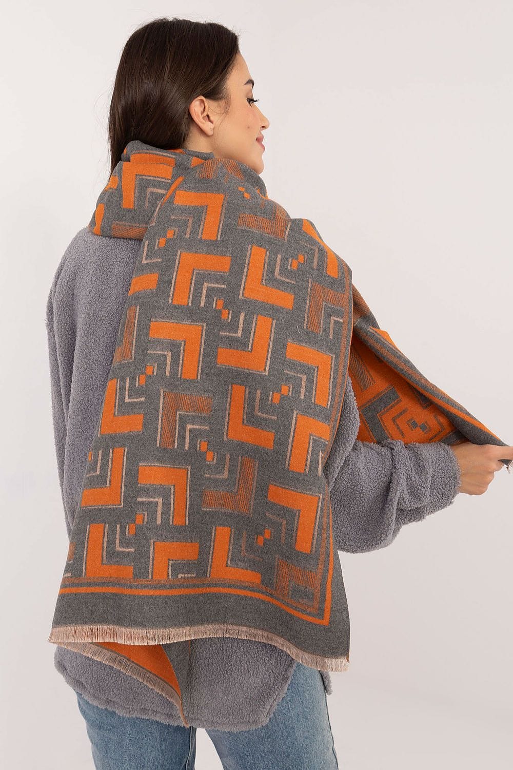 Women Geometric Scarf Viscose Tassels - ShalayeFashion