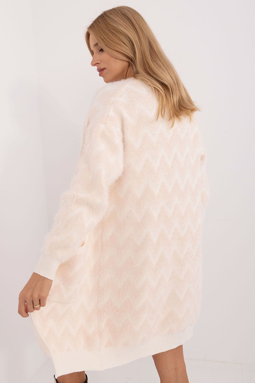 Women Long Sleeve Knitted Sweater - ShalayeFashion