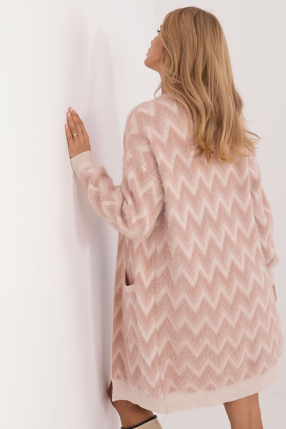Women Long Sleeve Knitted Sweater - ShalayeFashion