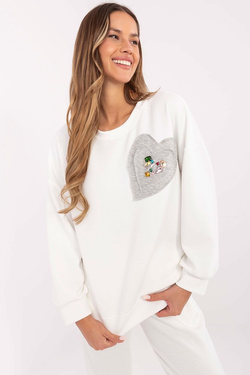 Women Pullover Heart Patch Zircons - ShalayeFashion