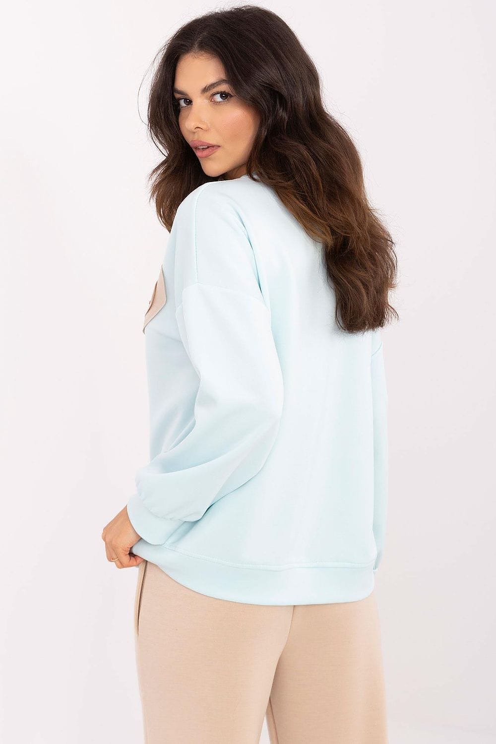 Women Pullover Heart Patch Zircons - ShalayeFashion