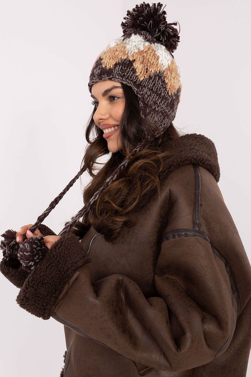 Women Winter Beanie Geometric Pattern Earflap - ShalayeFashion