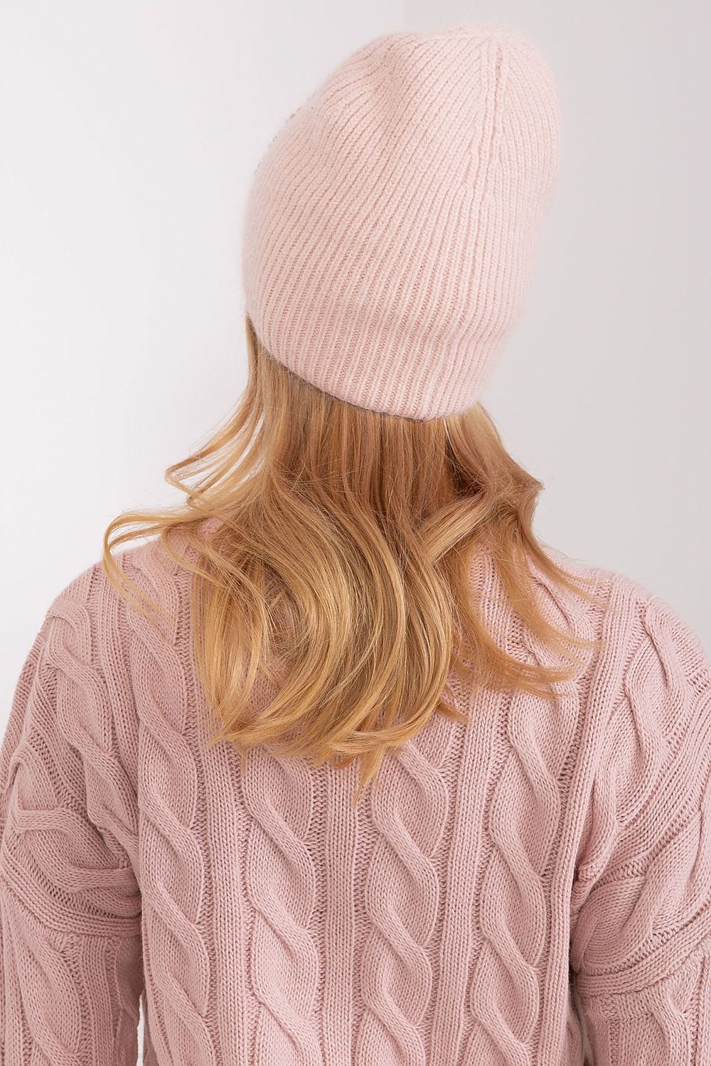 Women Winter Hat Braided Pattern - ShalayeFashion