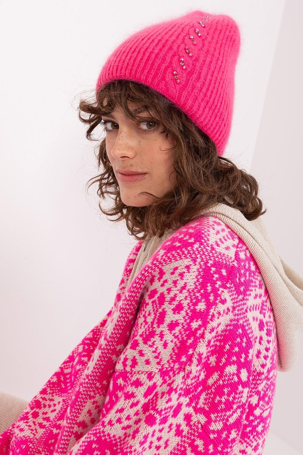 Women Winter Hat Braided Pattern - ShalayeFashion