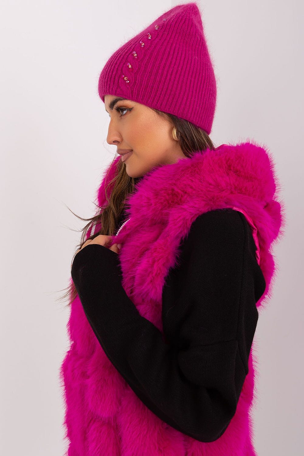 Women Winter Hat Braided Pattern - ShalayeFashion