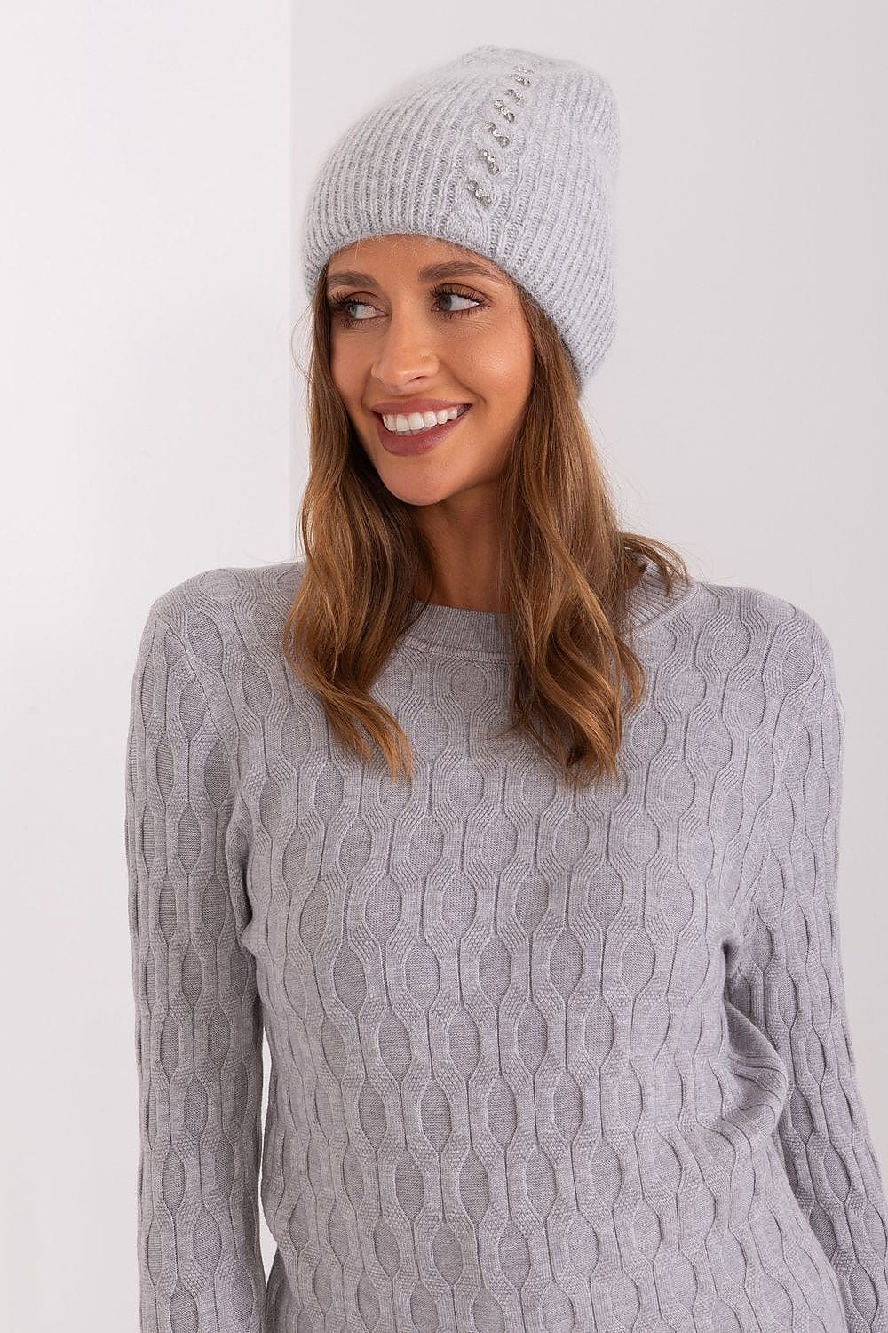 Women Winter Hat Braided Pattern - ShalayeFashion