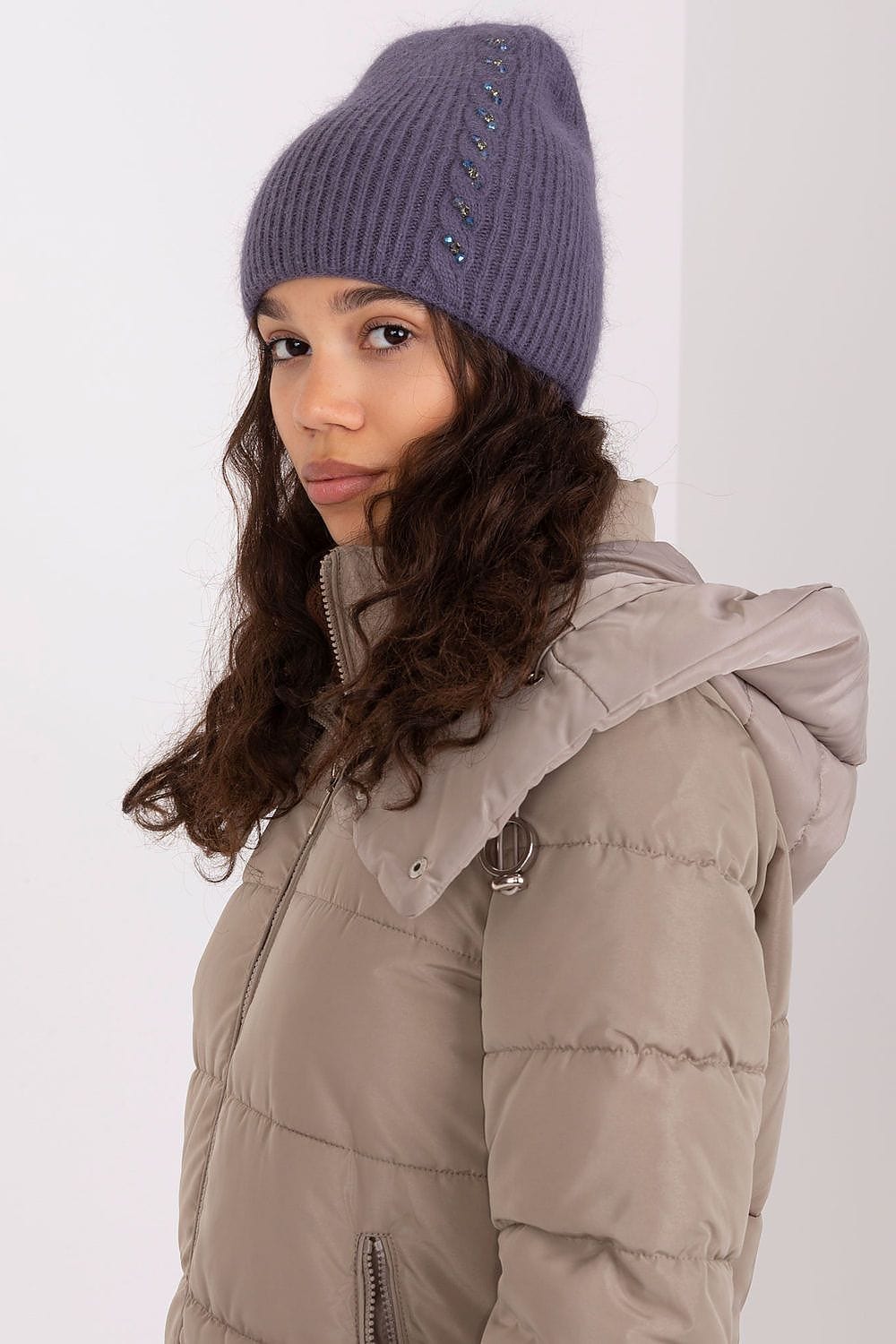 Women Winter Hat Braided Pattern - ShalayeFashion