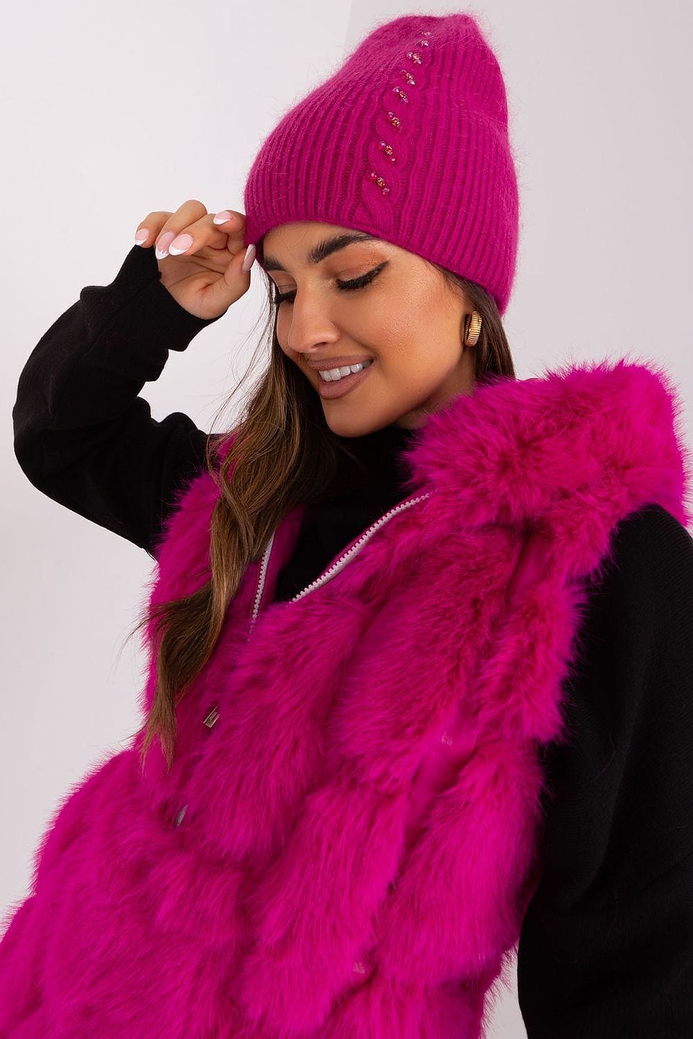 Women Winter Hat Braided Pattern - ShalayeFashion