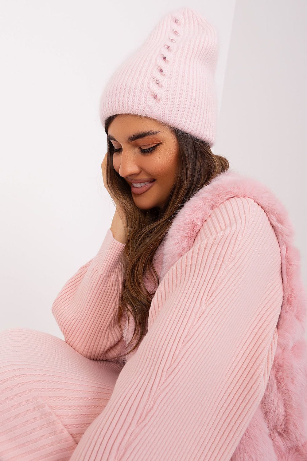 Women Winter Hat Braided Pattern - ShalayeFashion