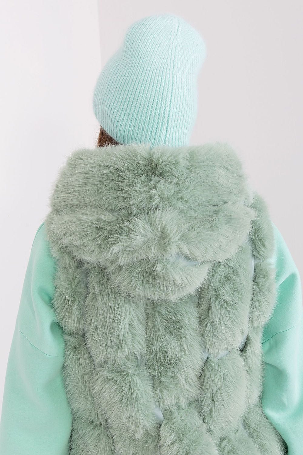 Women Winter Hat Braided Pattern - ShalayeFashion