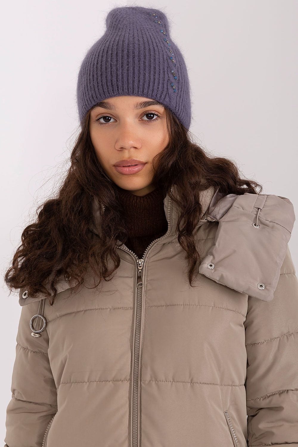Women Winter Hat Braided Pattern - ShalayeFashion