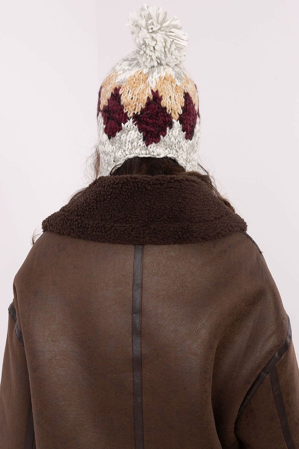 Women Winter Hat Geometric Pattern Pom - ShalayeFashion