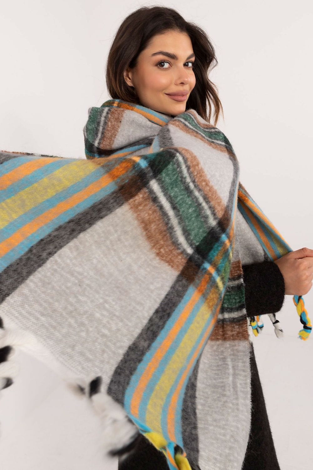 Women's Check Pattern Polyester Scarf Tassels 182cm - ShalayeFashion