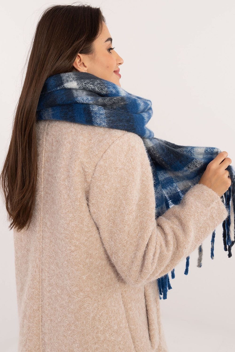 Women's Check Pattern Scarf Tassels Long - ShalayeFashion