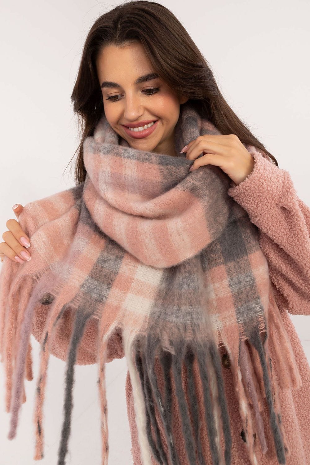 Women's Check Pattern Scarf Tassels Long - ShalayeFashion