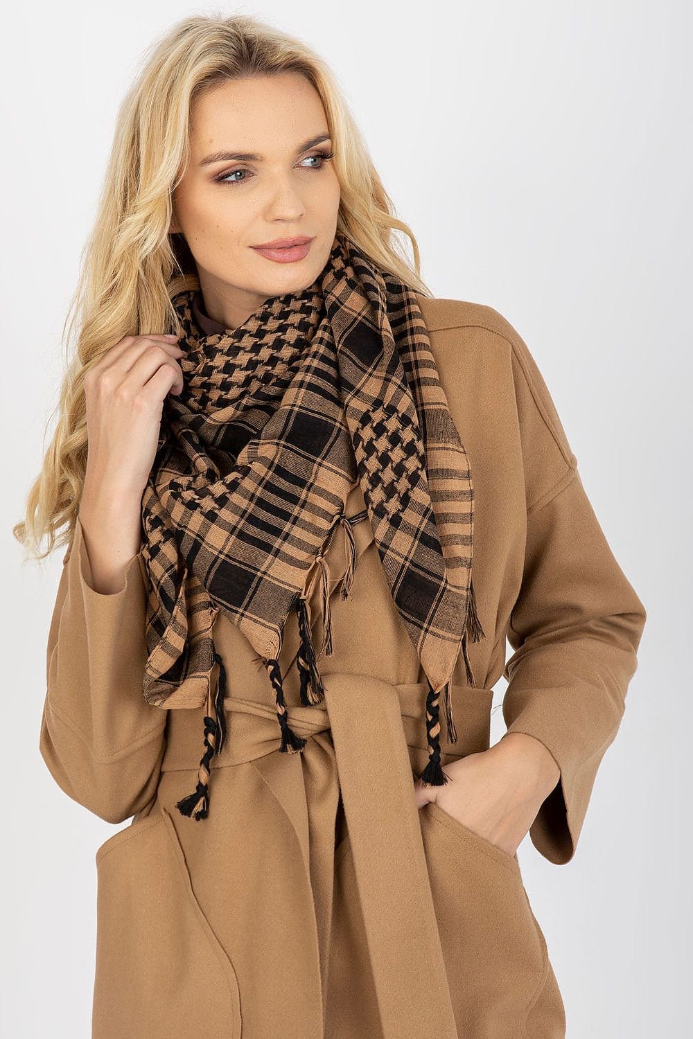 Women's Checkered Neckerchief Square Scarf - ShalayeFashion