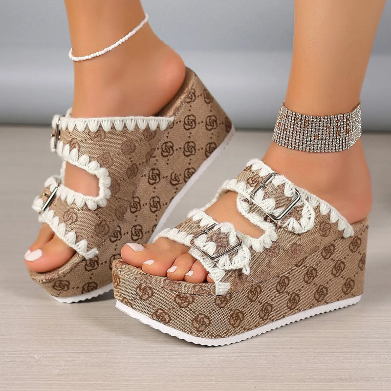 Women's Double Buckle Platform Low Heel - ShalayeFashion