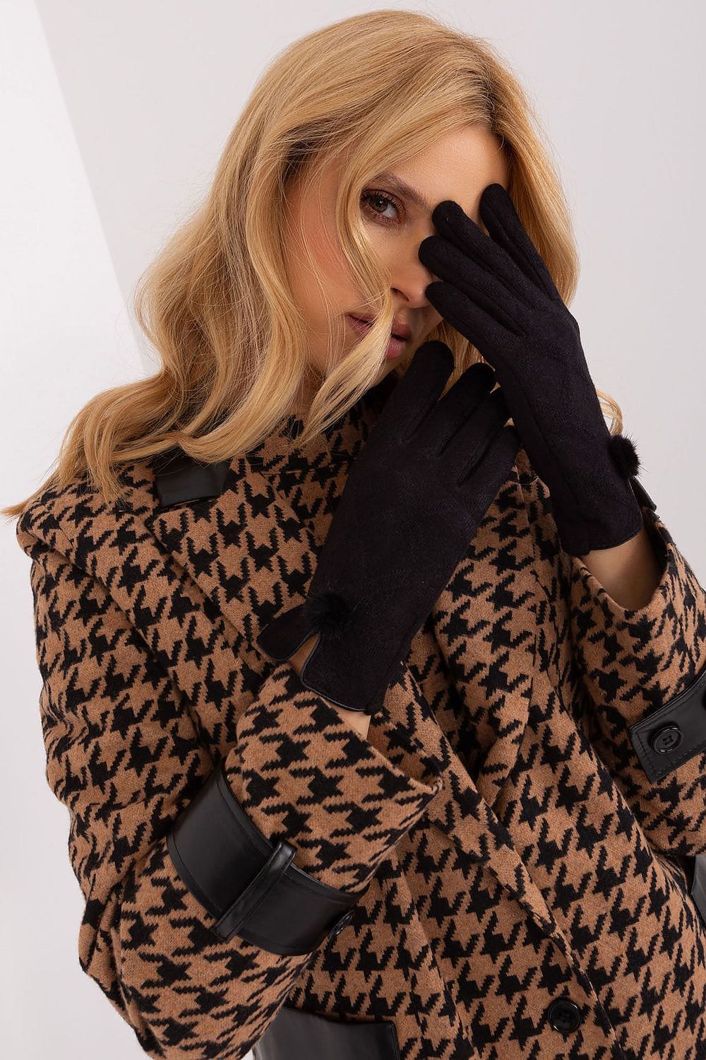 Women's Geometric Pattern Touchscreen Gloves Pom - Poms - ShalayeFashion