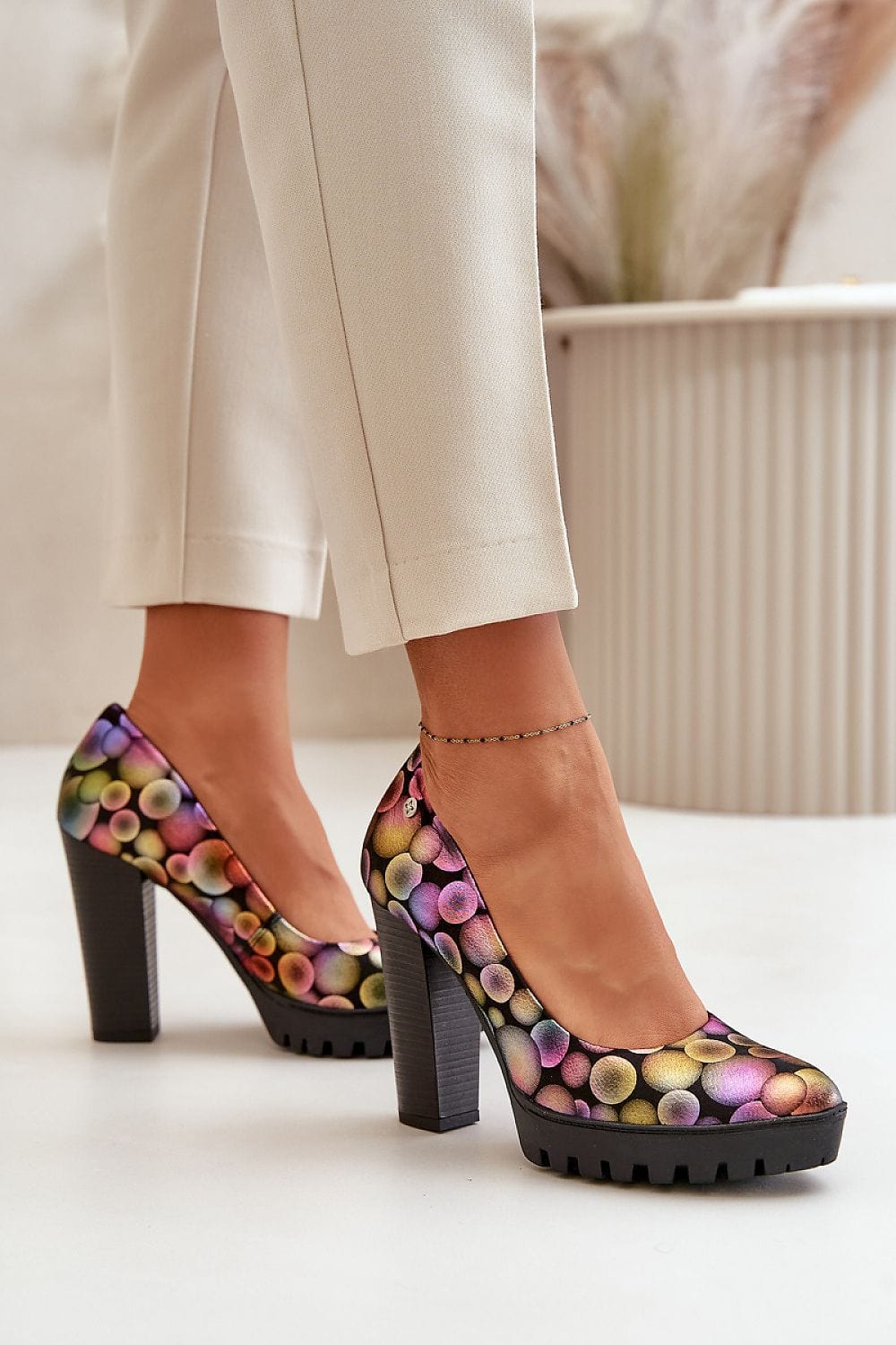 Women’s Handmade Leather Platform Pumps - ShalayeFashion