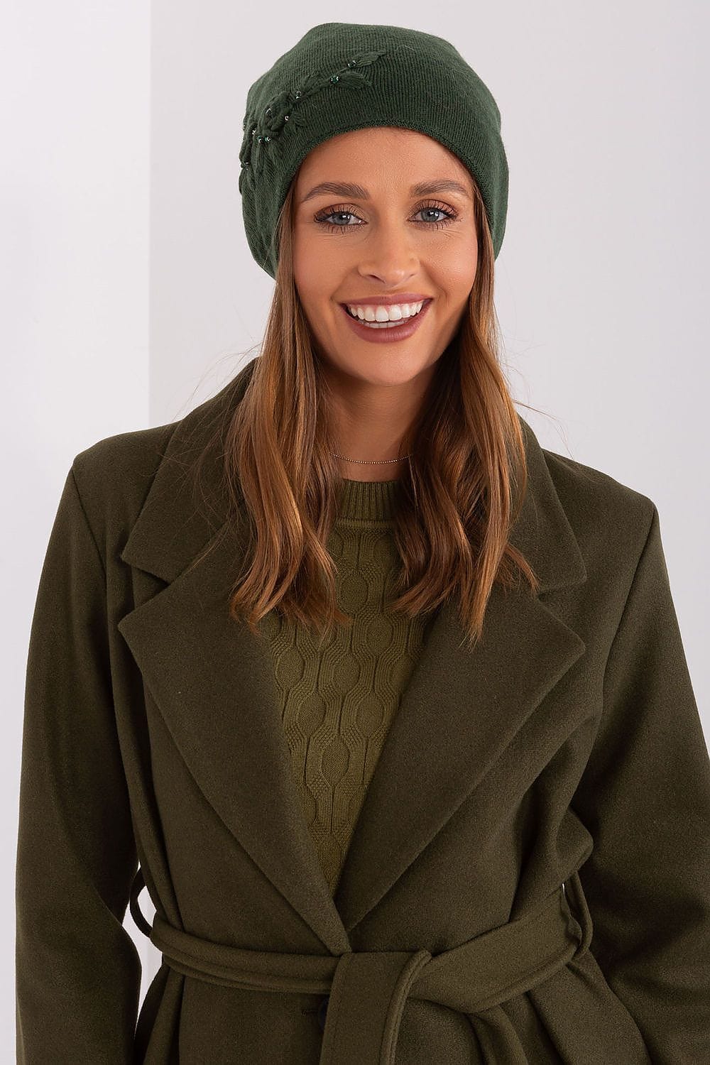 Women's Knit Winter Hat Applique - ShalayeFashion