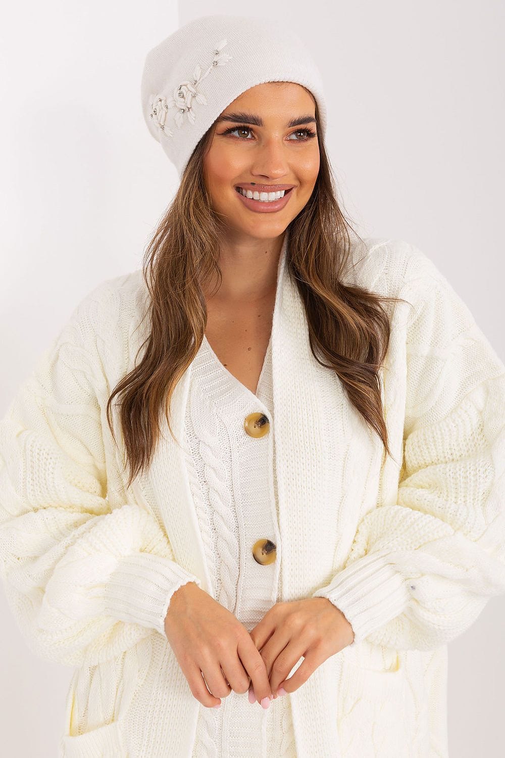 Women's Knit Winter Hat Applique - ShalayeFashion
